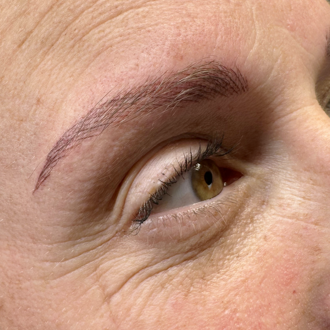 apres maquillage permanent des sourcils