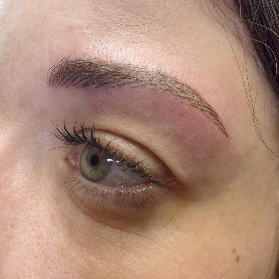 apres maquillage permanent des sourcils