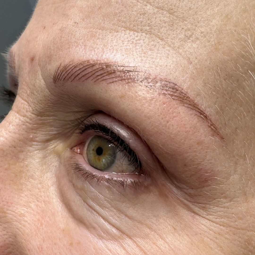 apres maquillage permanent des sourcils